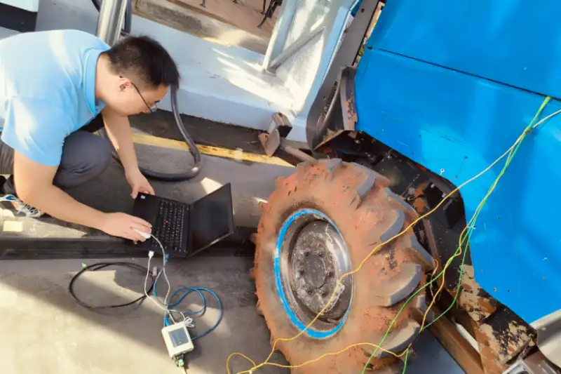 EV Battery Packs for Tractor