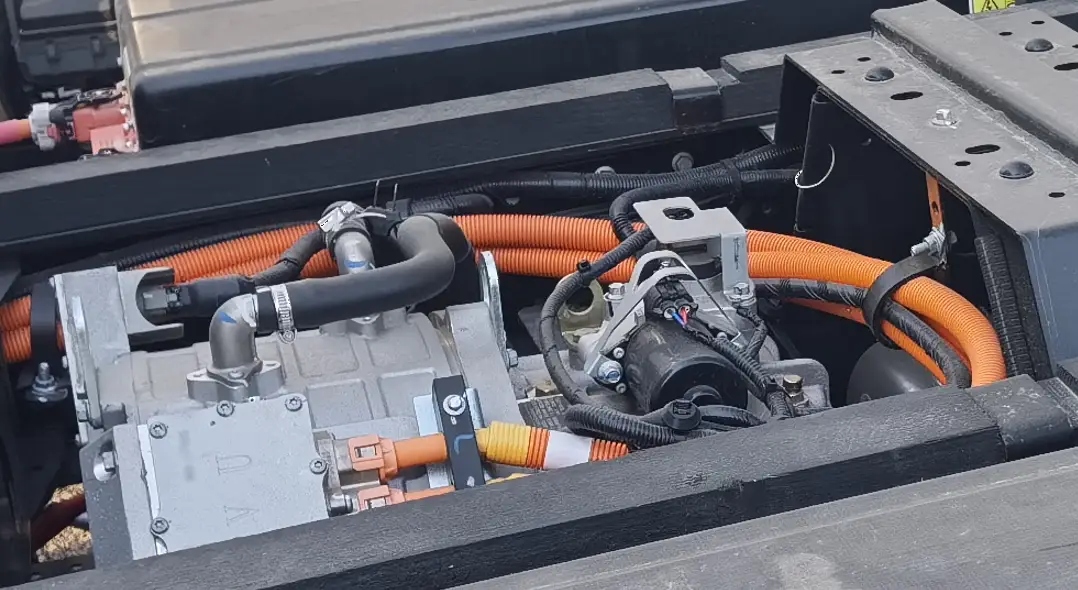 motor+2-speed amt e-powertrain for electric dump trucks - 2