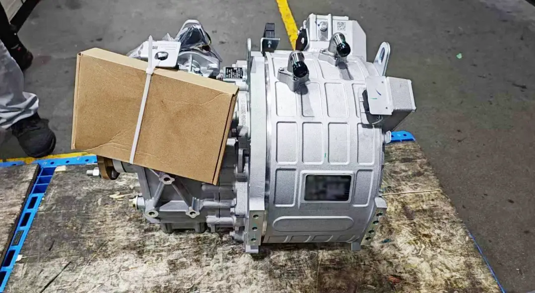 motor+2-speed amt e-powertrain for electric dump trucks - 3