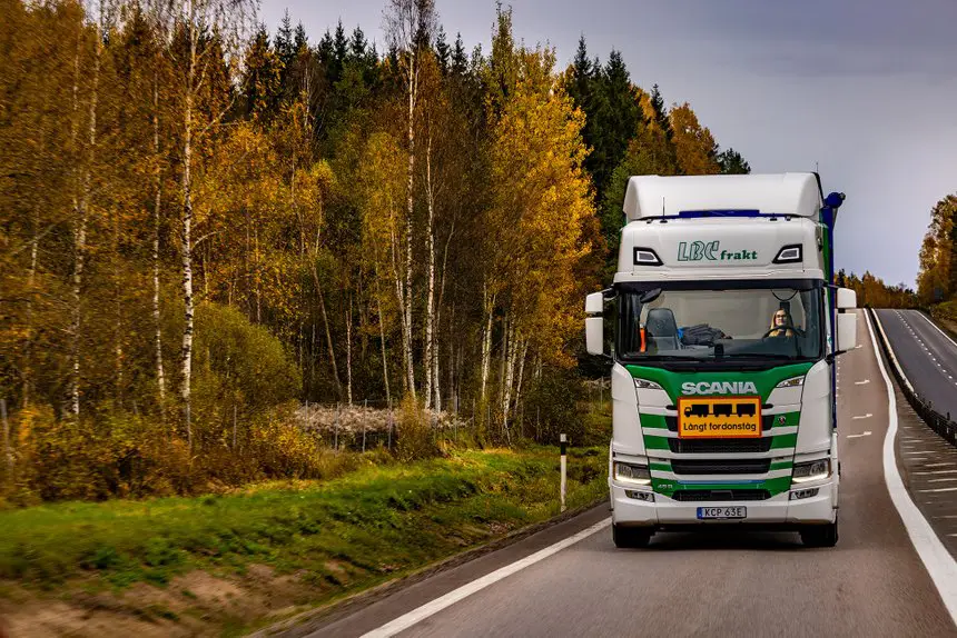 electric road train in Sweden-4
